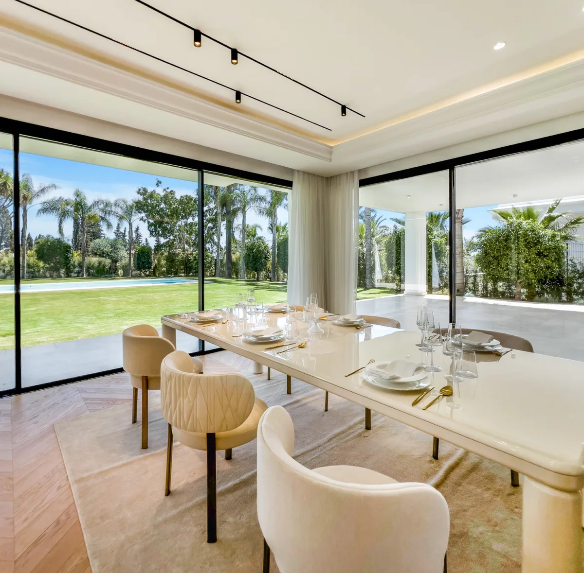 Villa Alfa — Madroñal Gold